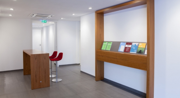 Graf von Westphalen, Freiburg